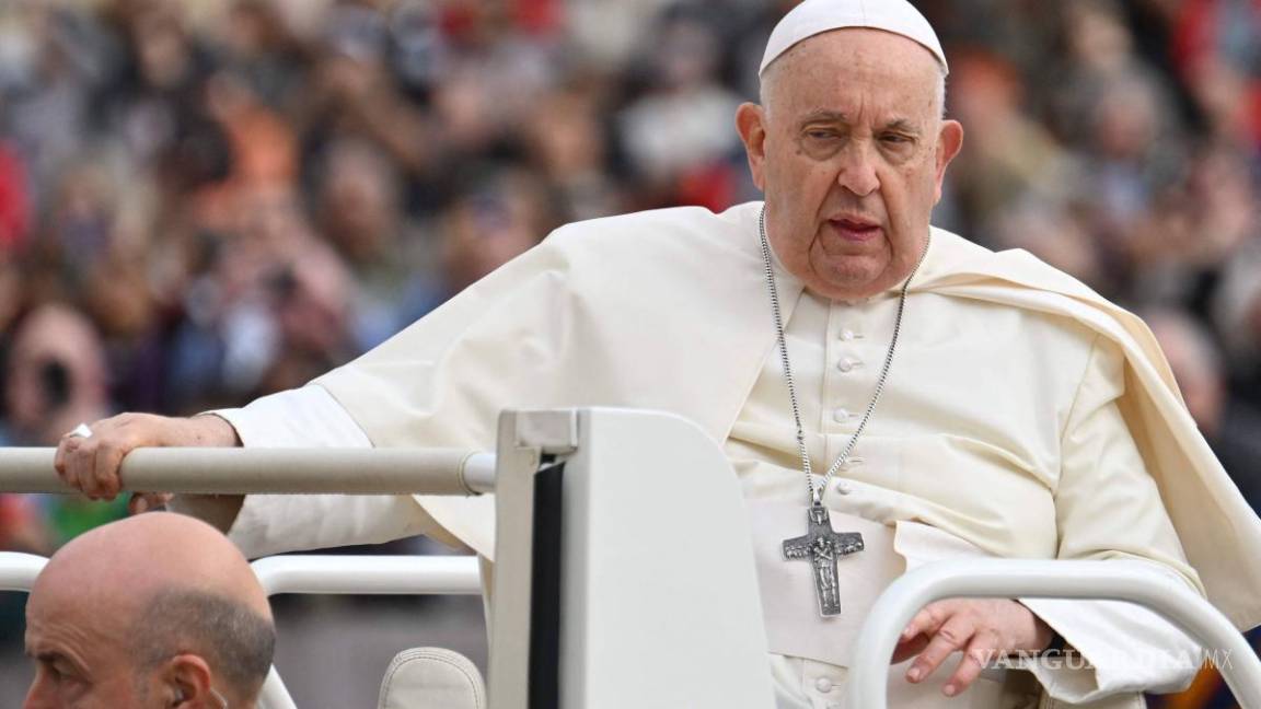 Debido a una gripe leve, el papa Francisco cancela audiencia este sábado