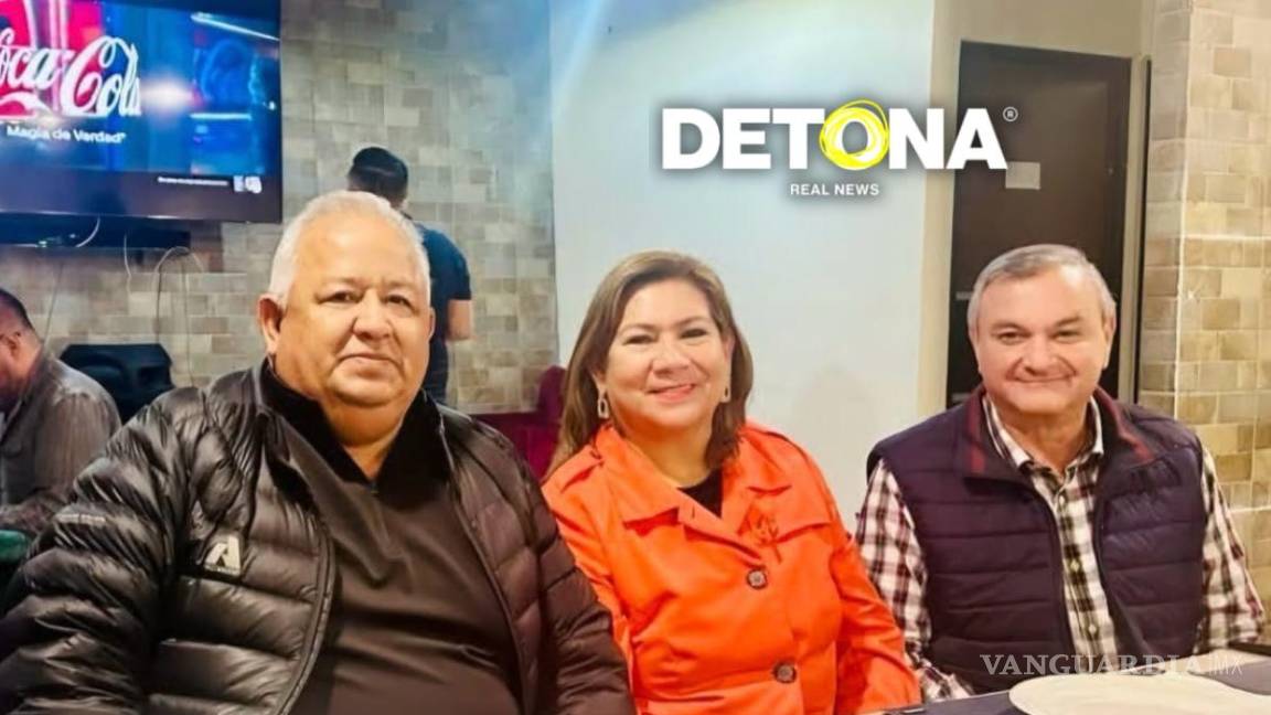 $!Ignacio Rodríguez Zúñiga, coordinador de asesores del alcalde de Guadalupe, Héctor García García, a la derecha. Al centro, Laura Paula López, secretaria del Ayuntamiento.