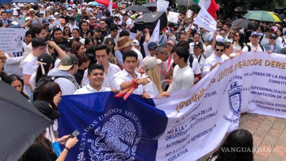 Estamos informados, no hay manipulación, estudiantes de la UNAM responden a AMLO y Sheinbaum