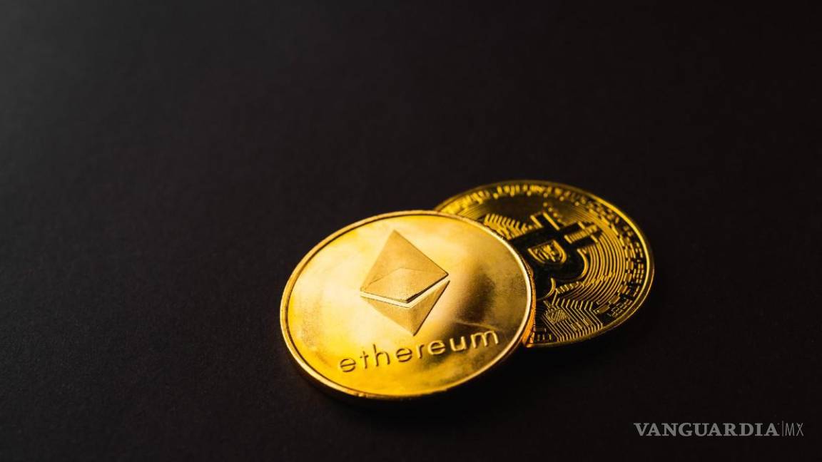 Bitcoin y Ethereum subieron más del 10% en una semana turbulenta para las criptomonedas