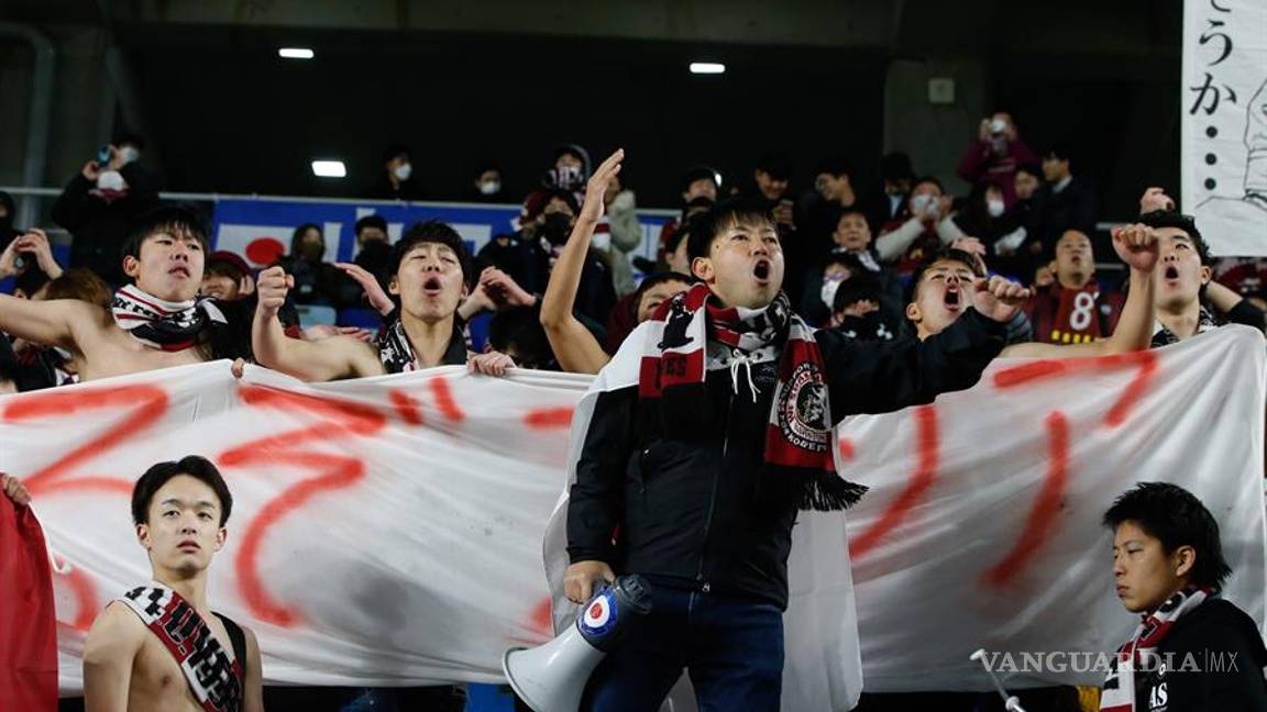 $!Equipo de Japón prohíbe cantar en el estadio por culpa de coronavirus