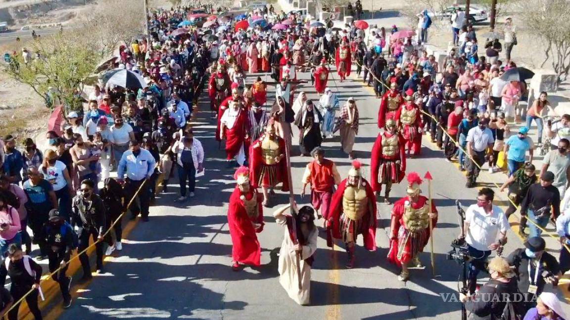 Ayuntamiento de Torreón: Sin incidentes se realizó el viacrucis en el Cerro de las Noas