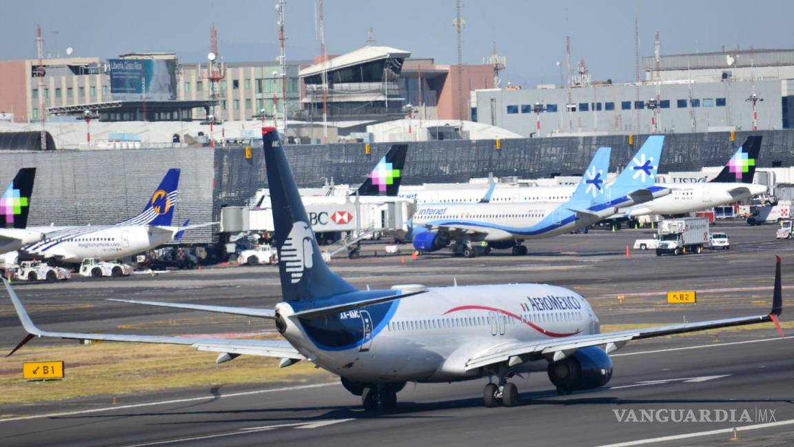 Encarecerán boletos de avión en 2024 por alza de tarifas a aerolíneas en el AICM