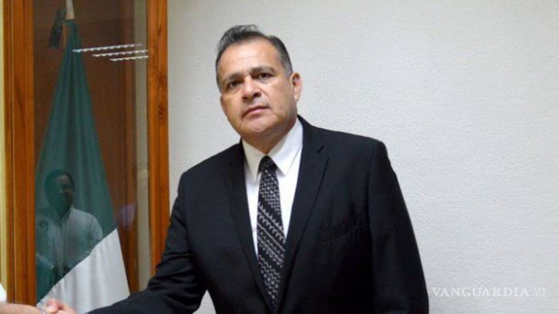 $!Destituyen a delegado de la FGR en Quintana Roo y aprehenden a fiscal, por nexos con criminales