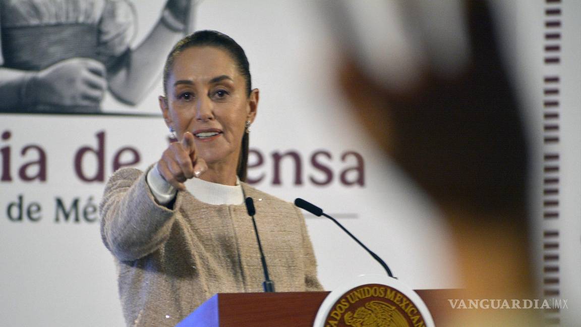 ‘Cinismo’... Claudia Sheinbaum arremete contra Felipe Calderón por presumir que él sí combatió al narcotráfico