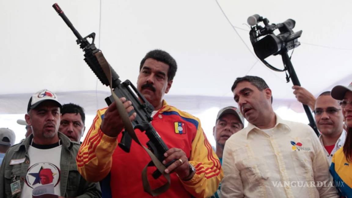 Alianza da frutos; Rusia construirá fábrica de fusiles AK-47 en Venezuela