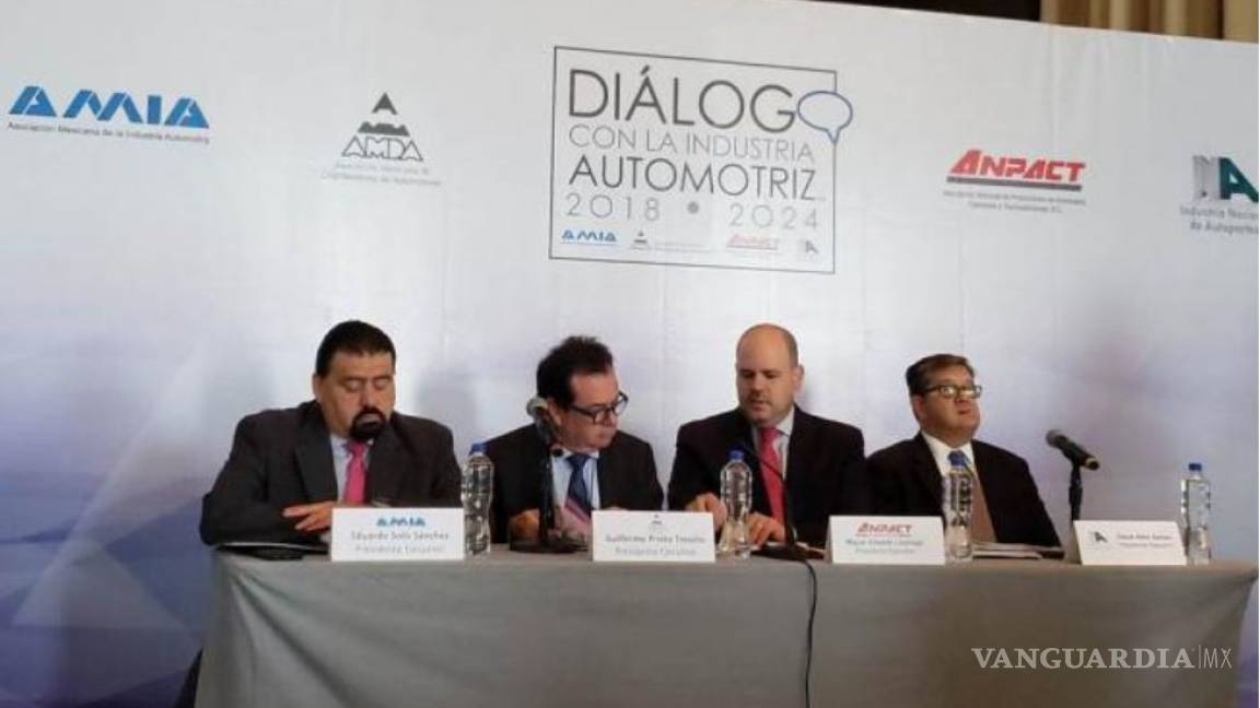 Industria automotriz le propone a AMLO acabar con distorsiones en el pago de tenencia