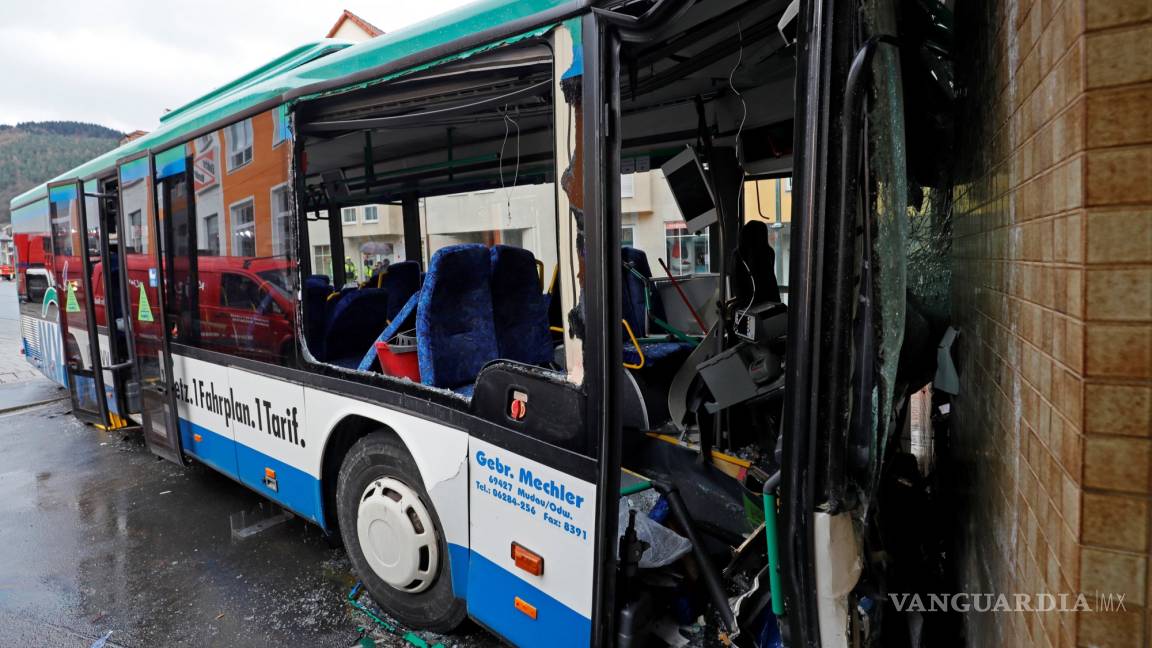 Accidente de autobús escolar en Alemania deja 50 heridos