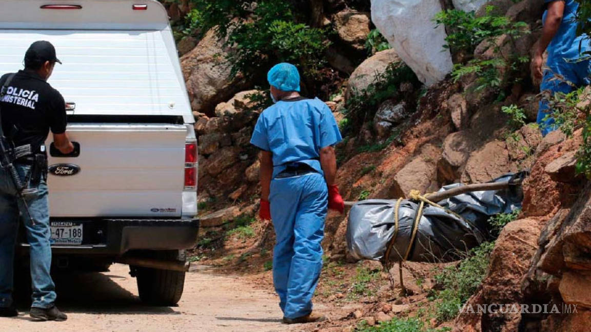 Rescatan 11 cuerpos en el ejido de Tijeritas, Guerrero