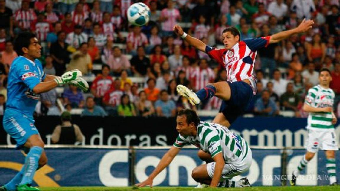 $!Chicharito repite cumpleaños con la Selección Mexicana