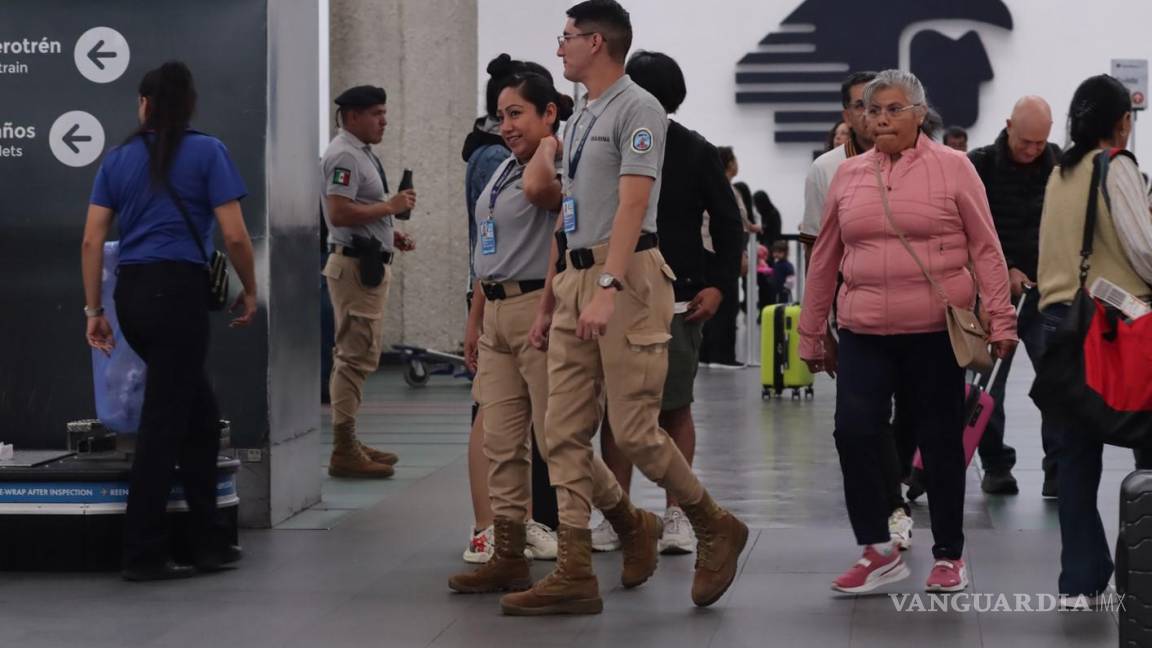 Al aire: toma la Marina el control del aeropuerto de Ciudad de México