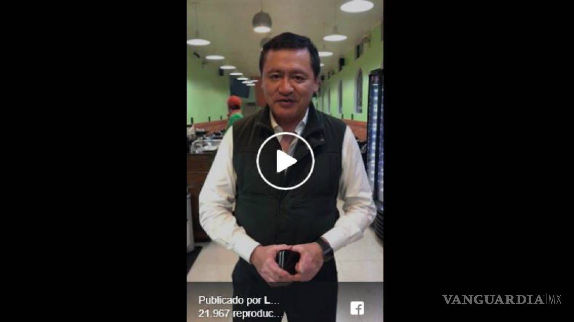 Osorio Chong hace campaña para una taquería