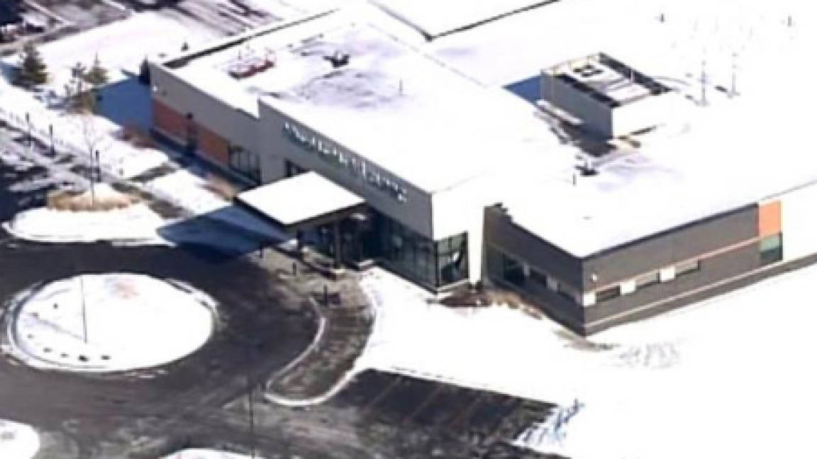 Reportan tiroteo al interior de un centro médico en Buffalo, Minnesota