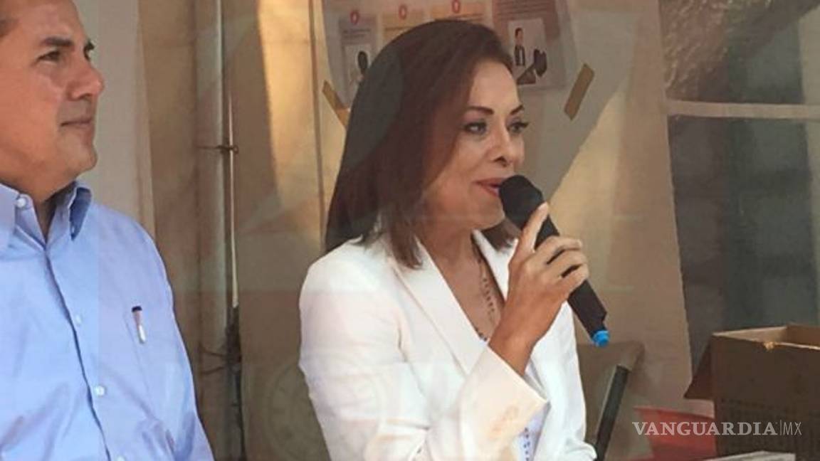 $!Josefina Vázquez Mota emite su voto en Huixquilucan, Edomex