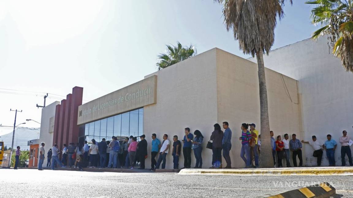 Ponen en Coahuila 80 mil licencias de conductor al 50 por ciento, el doble de la cifra pactada