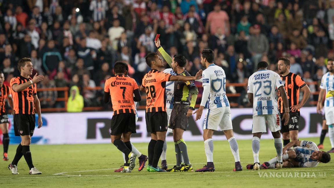 $!Al 'Chucky' Lozano no se le protege y un día México lo va a sufrir: Diego Alonso