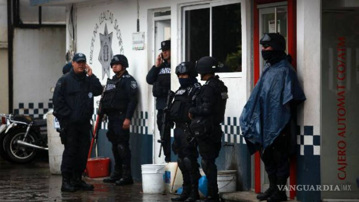Detienen a cuatro policías estatales por desaparición de cinco jóvenes en Veracruz