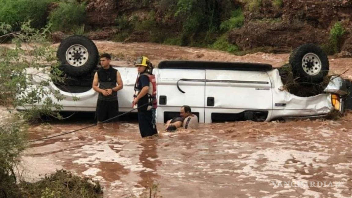 $!Inundaciones en Sonora causan cierre de carreteras y caos