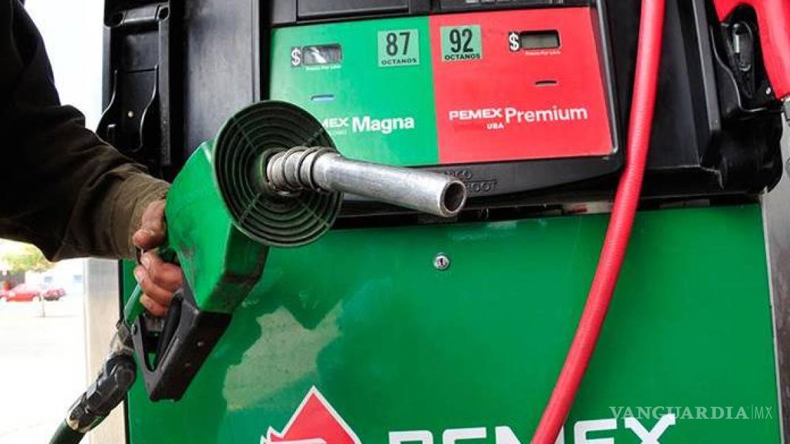 Recaudación por IEPS a gasolinas bajó 20.6% en enero; su mayor reducción en 3 años