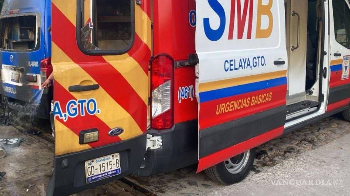 $!Queman ambulancias y matan a dos paramédicos y dos policías, en Guanajuato