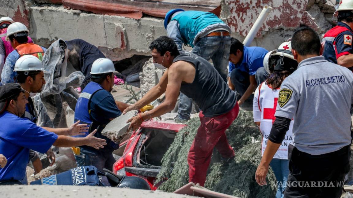 México está unido y saldrá adelante, dicen voluntarios