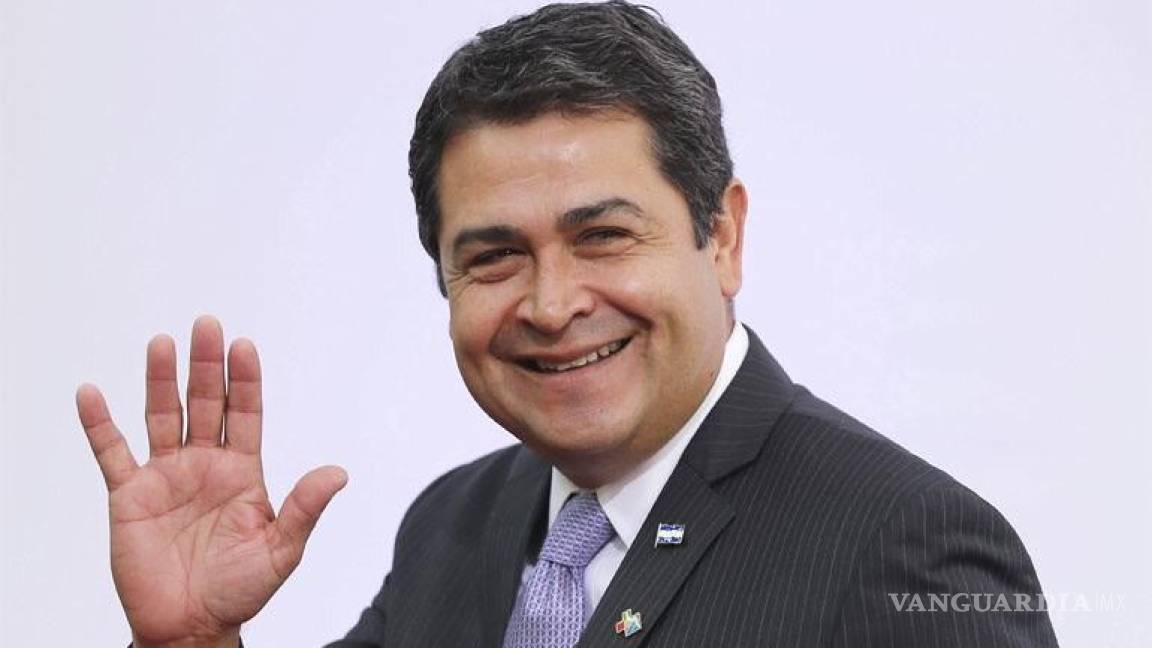 Ex narco revela soborno al presidente de Honduras, Juan Orlando Hernández