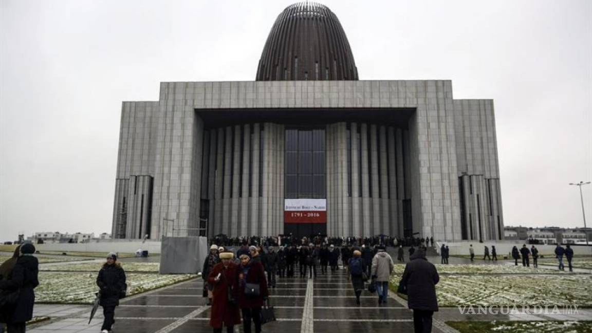 Varsovia inaugura una iglesia descomunal tras dos siglos de espera