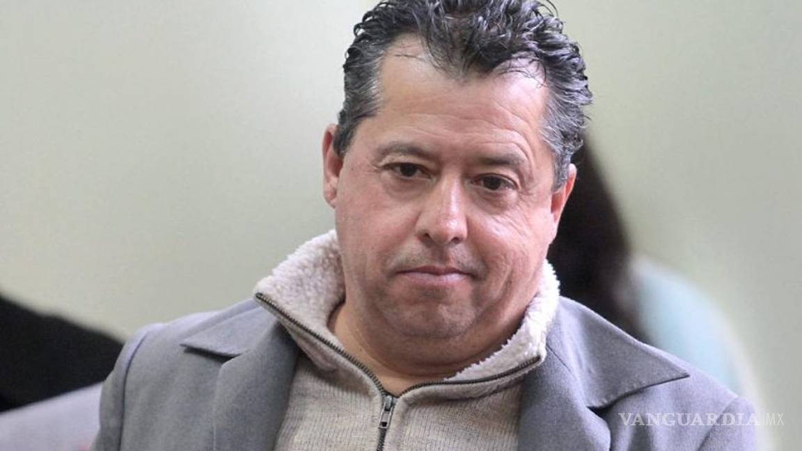 $!Si AMLO baja los salarios solo quedará “la escoria” en el gobierno, dice diputado