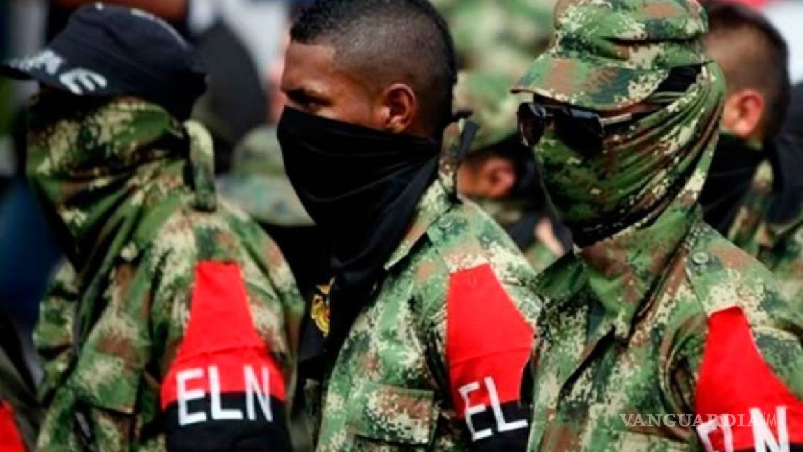 Dos muertos y peajes dinamitados en nuevos ataques del ELN en Colombia