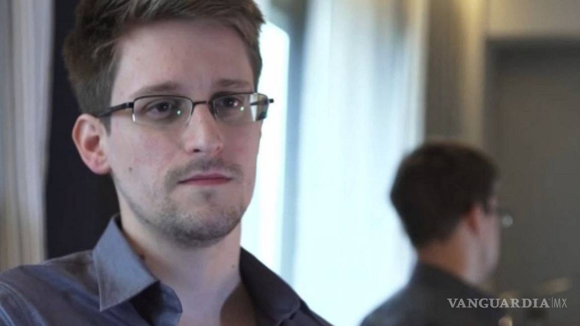 Trump es “sólo un presidente”, un puesto “entre muchos”: Snowden