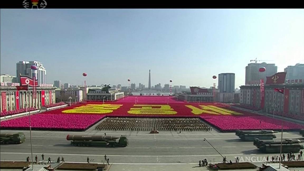 $!Corea del Norte exhibe su poderío militar en la víspera de Pyeongchang 2018