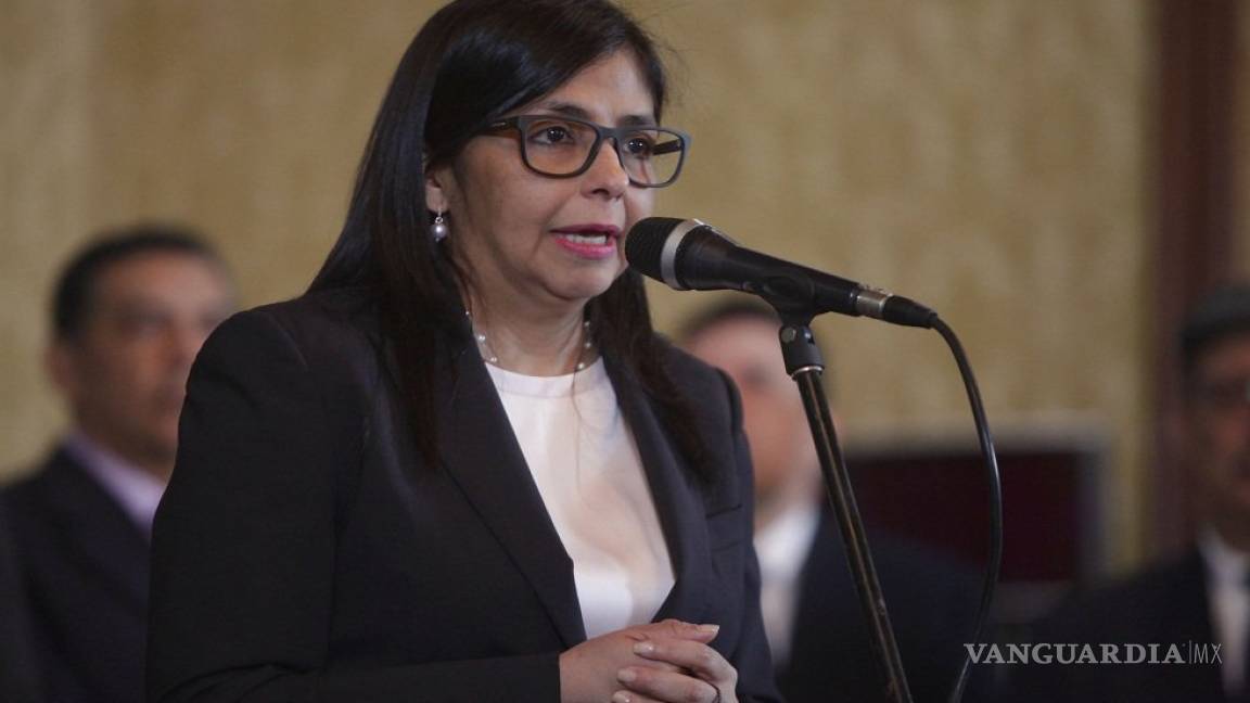Canciller de Venezuela denuncia agresión a diplomáticos; califica de 'infantil' respuesta de Videgaray