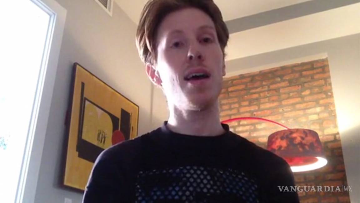 $!'La Biblia Queer' poeta prepara la versión gay de la Biblia