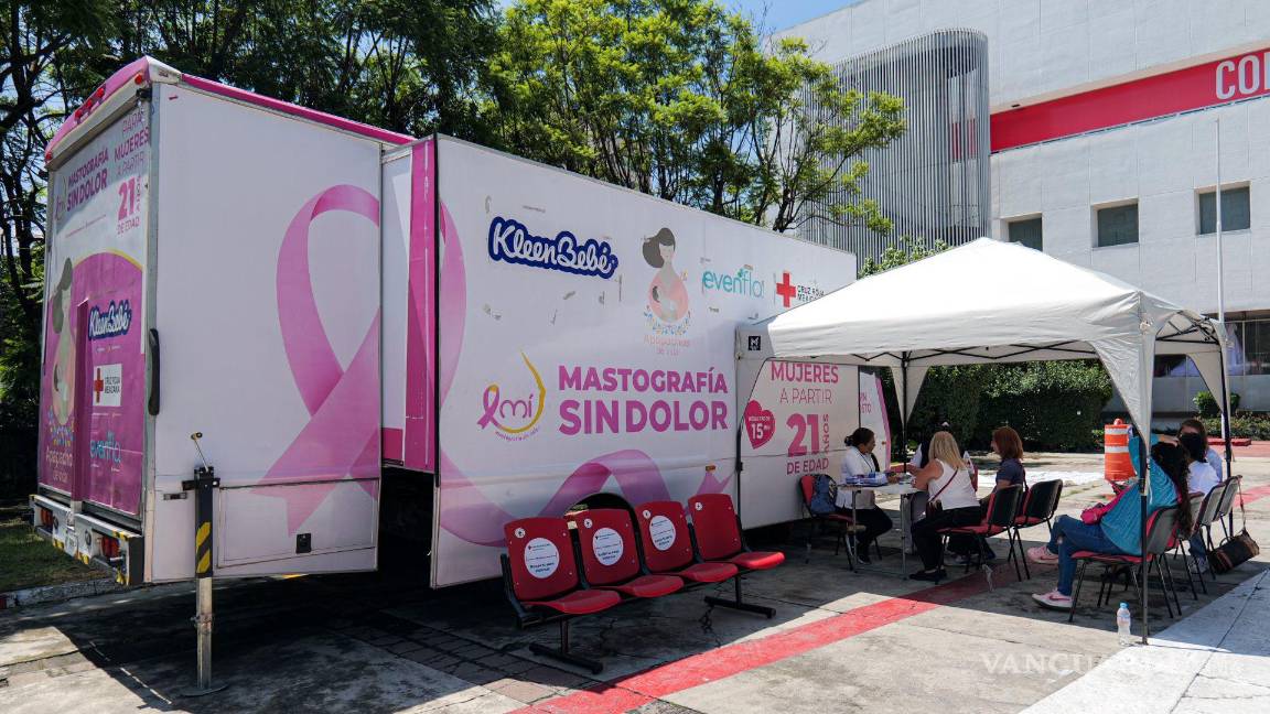 $!La Cruz Roja brindó un día de estudios de mastografía gratuitos en el Hospital Central de Cruz Roja Mexicana en Ciudad de México.