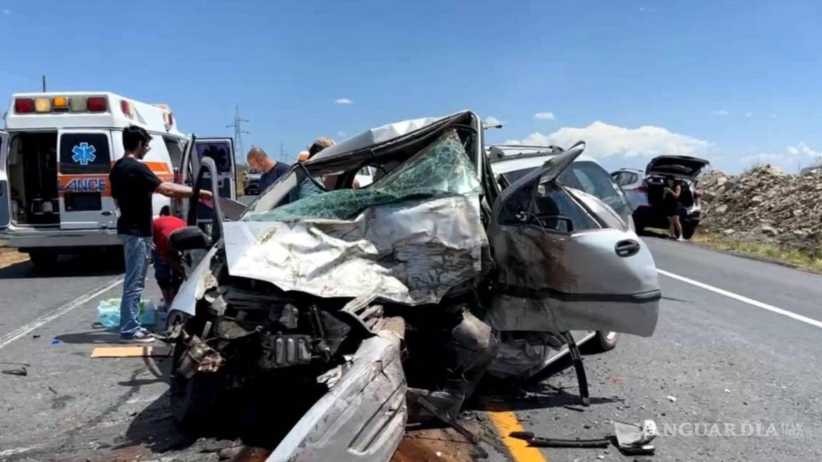 Choque en carretera Monterrey-Monclova deja 5 fallecidos y 12 heridos