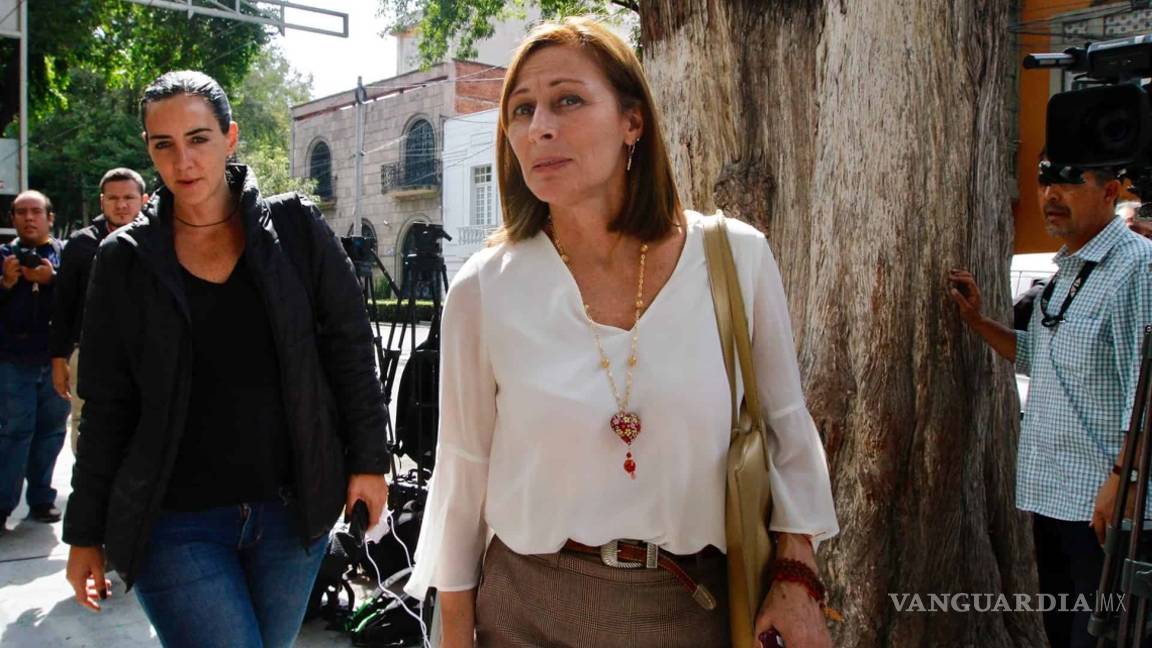 $!Sí, AMLO tendrá un poder grande, pero toca a ciudadanos vigilar que cumpla: Tatiana Clouthier