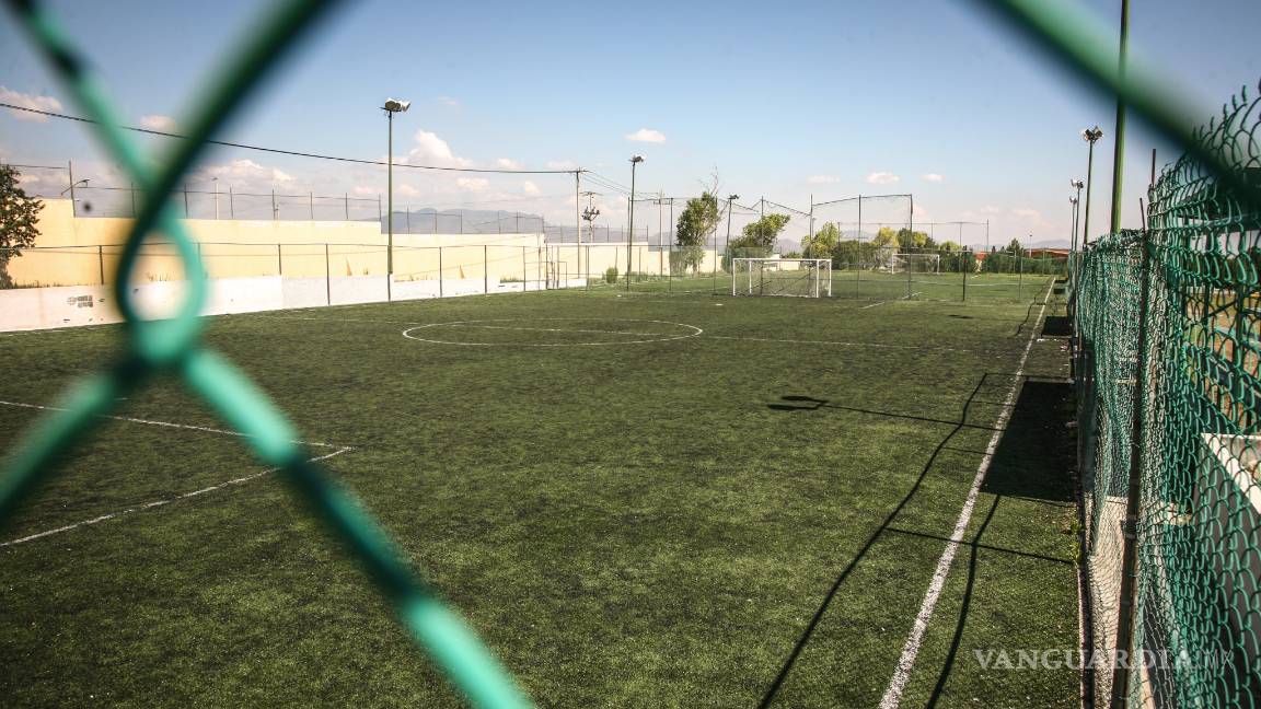 $!Dejan caer inmuebles de la Sección 38 del SNTE