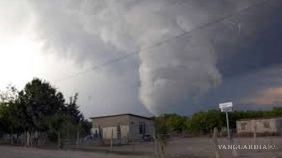 $!De todo ha padecido Piedras Negras, hasta un fuerte tornado.