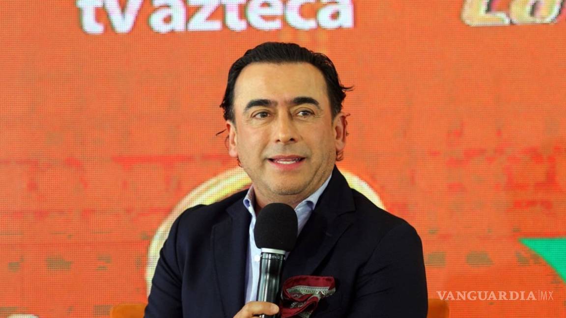 Se burlan de Adal Ramones en programa de Televisa por su llegada a TV Azteca