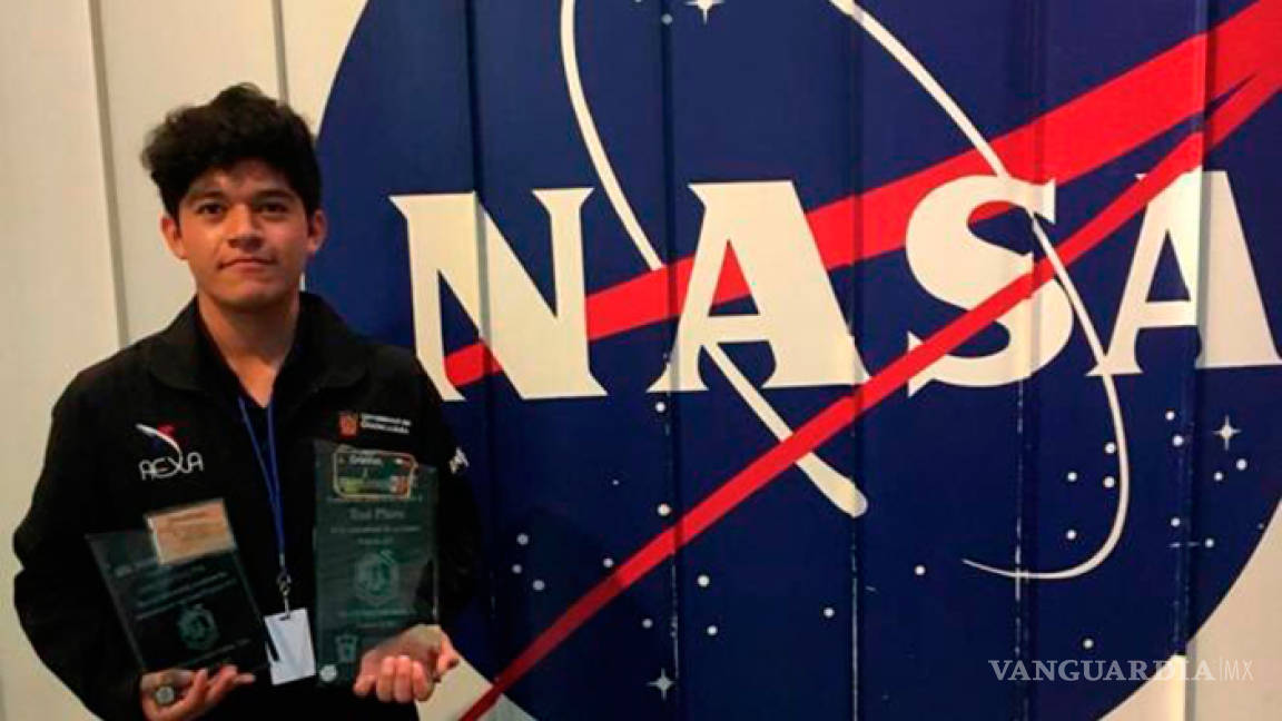 NASA premia a estudiante de México