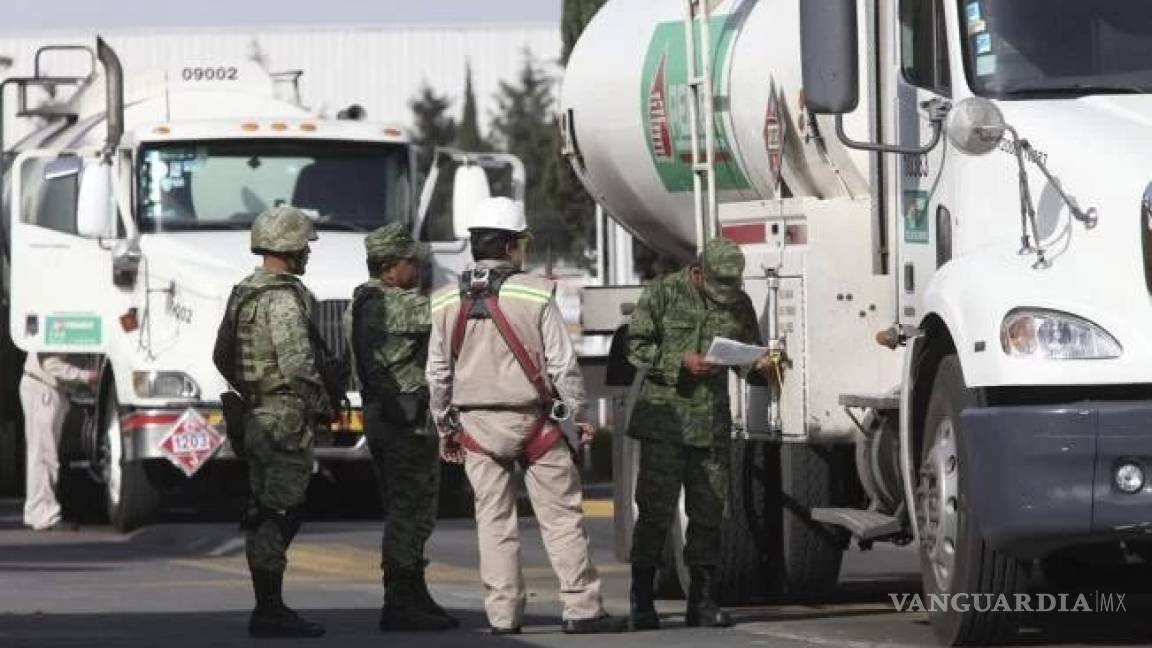 Detienen a presunto huachicolero dentro de instalaciones de Pemex en Sonora
