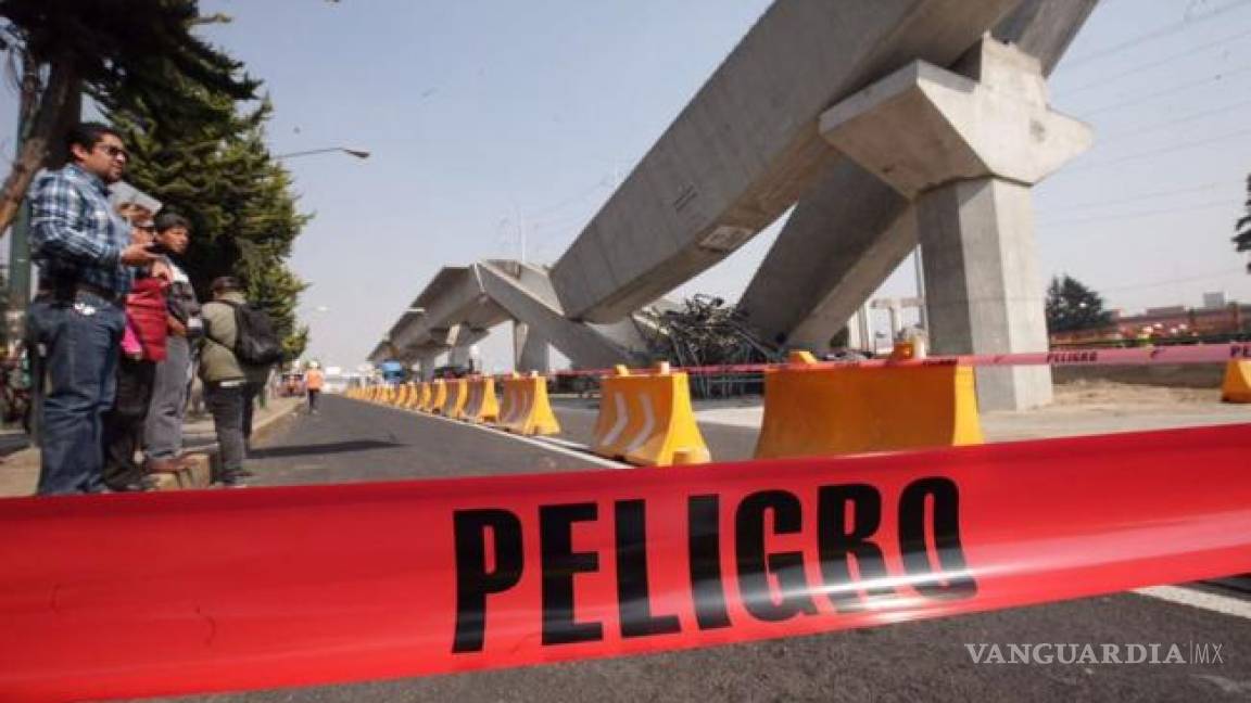 Colapsan trabes de concreto de 111 toneladas en obras del Tren México-Toluca
