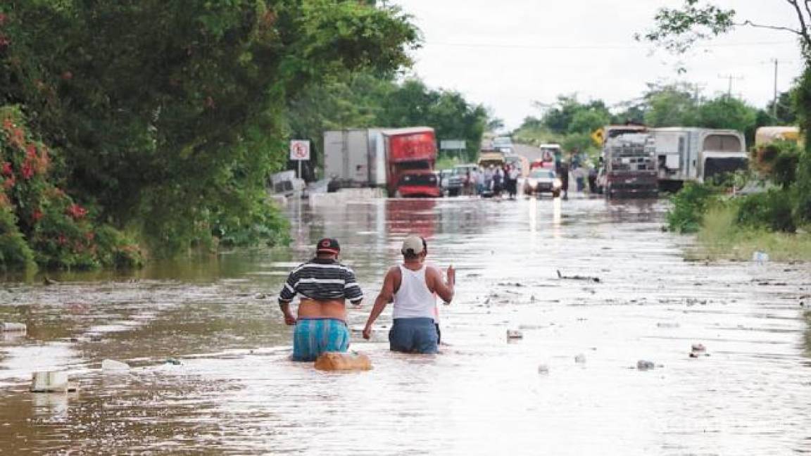 Cómo ayudar a los 180 mil damnificados por el huracán 'Willa' en Nayarit