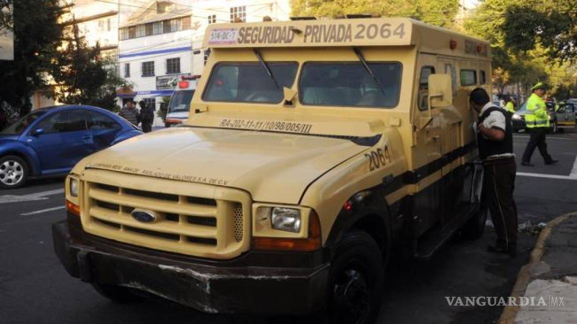 30 hombres armados roban camión de valores con 118 millones de pesos, en Guanajuato