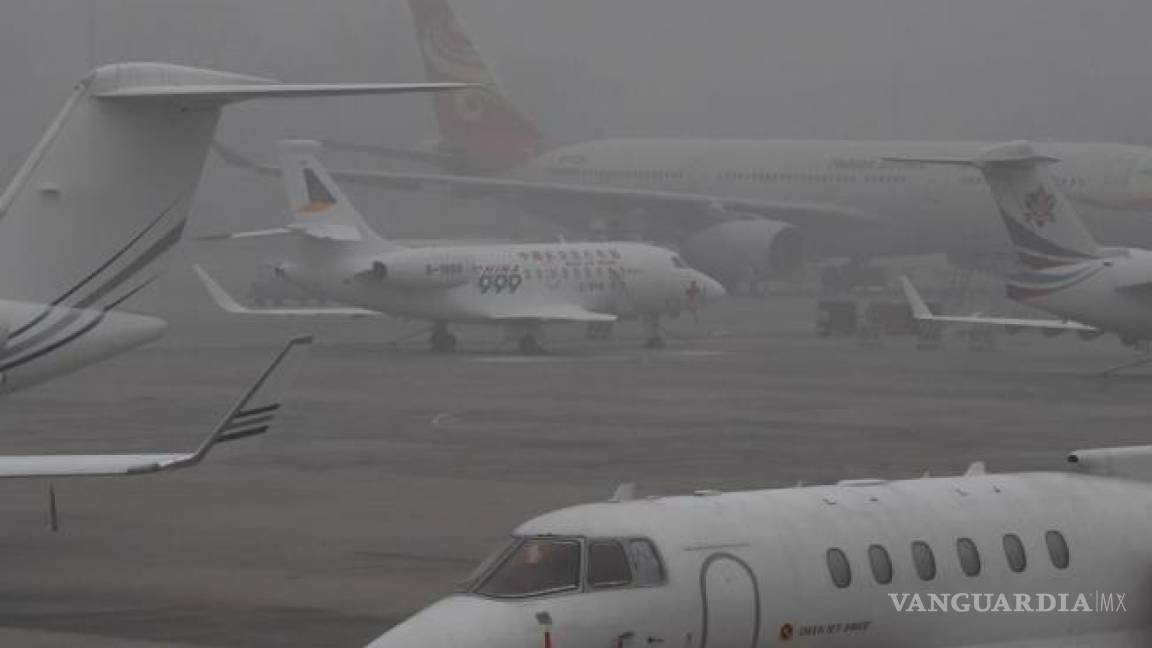 Cancelan más de 200 vuelos por contaminación en China