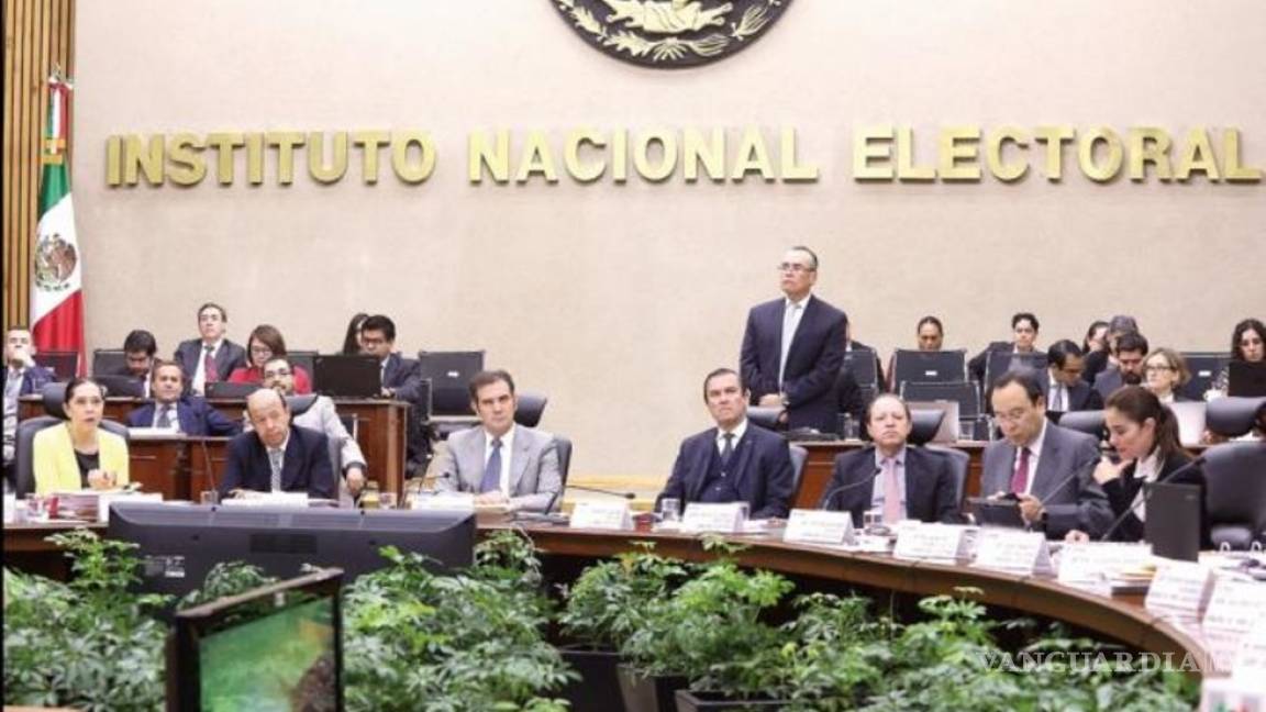Consejeros del INE presentarán controversia por PEF 2019