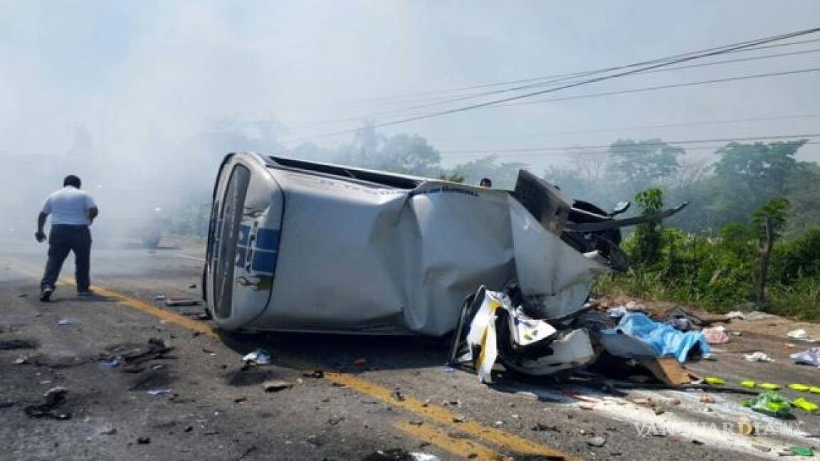 Accidente en Tabasco deja 6 muertos y varios heridos