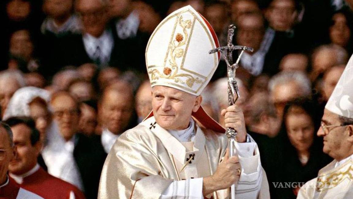 $!Así celebran el centenario del nacimiento de Juan Pablo II en tiempos del coronavirus (fotos)