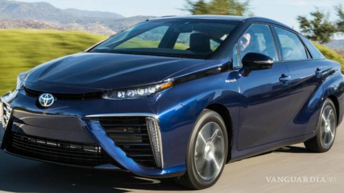 Toyota Mirai es premiado como el Auto Verde del 2016