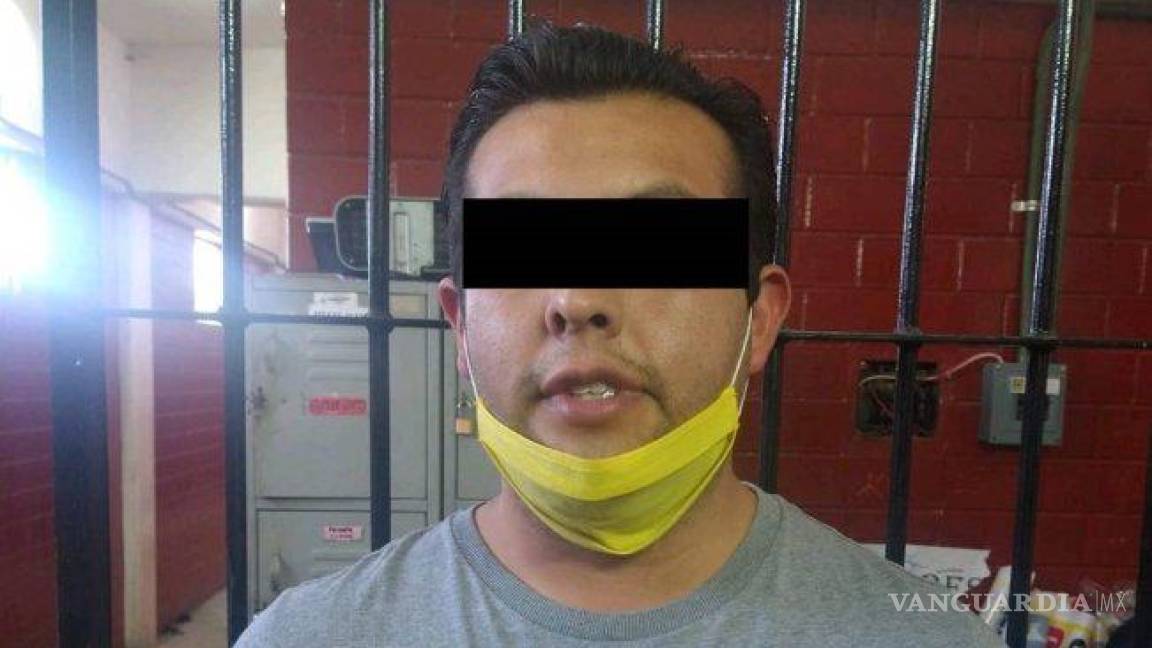 Arrestan a la primera persona por no portar cubrebocas en vía pública en Ecatepec, Edomex